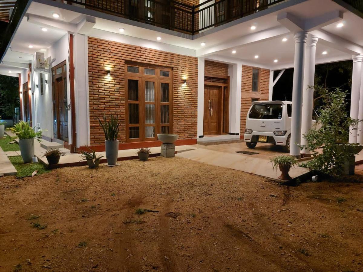 Green Shield Resort Anurâdhapura Extérieur photo